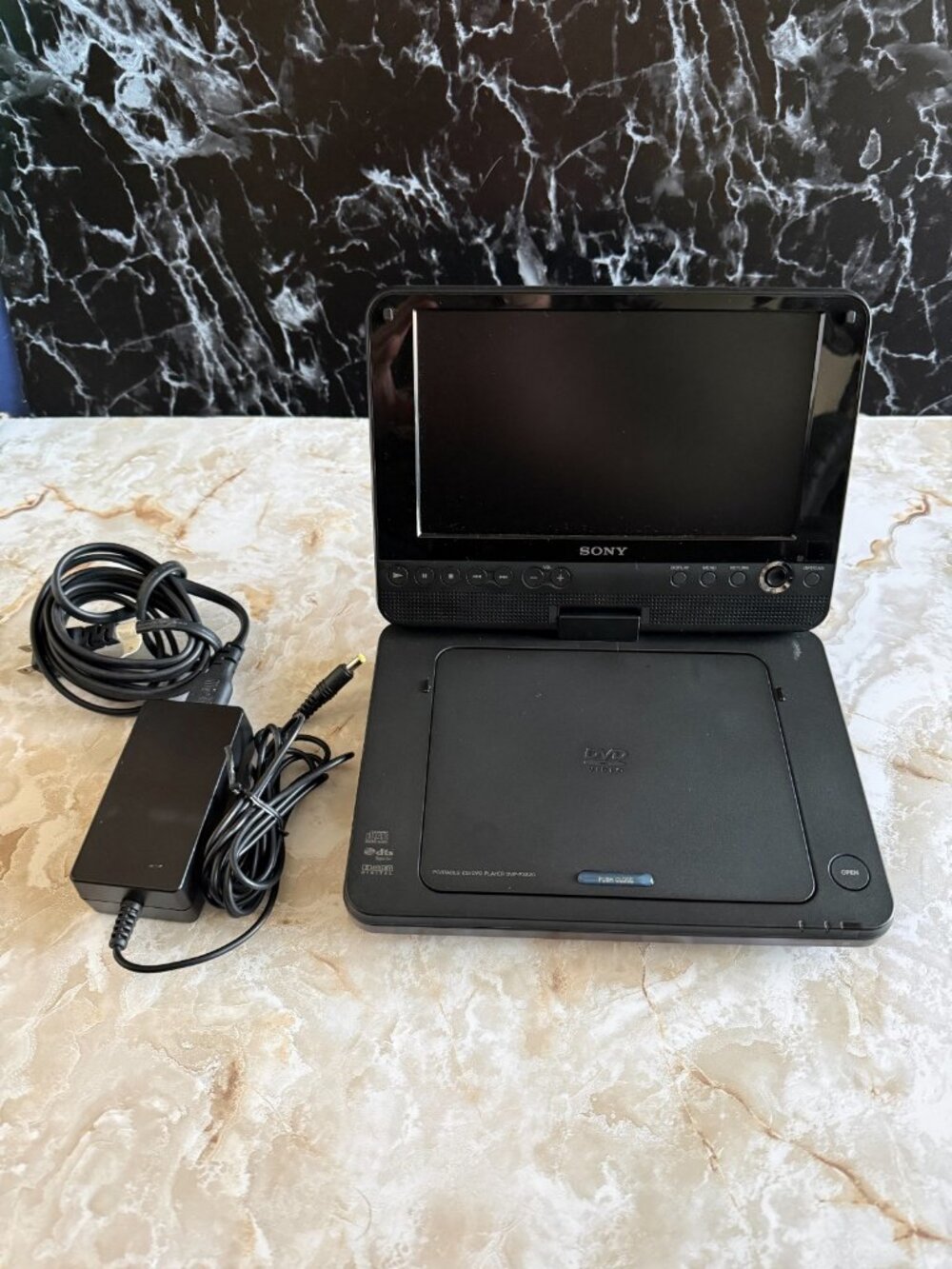 Sony Portable CD DVD Player DVP-FX820 Charger Cord BATTERY DEAD READ